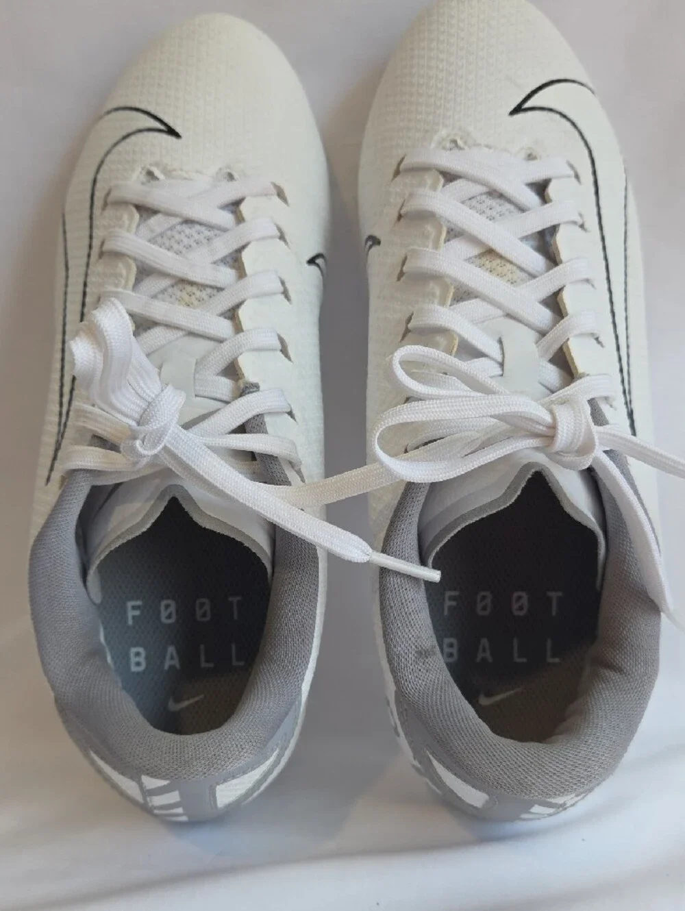 Nike streamlined athletic